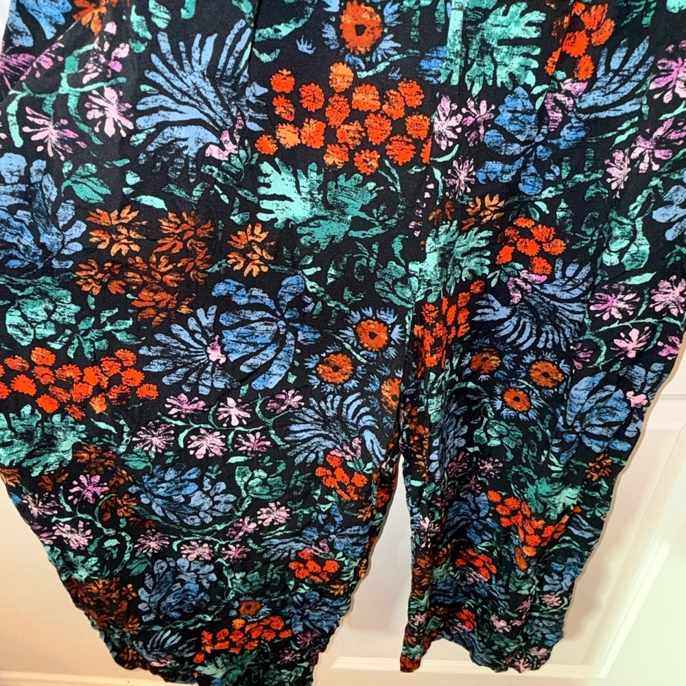 Know Rose Floral Print Jumpsuit (Size L) - Picture 6 of 7
